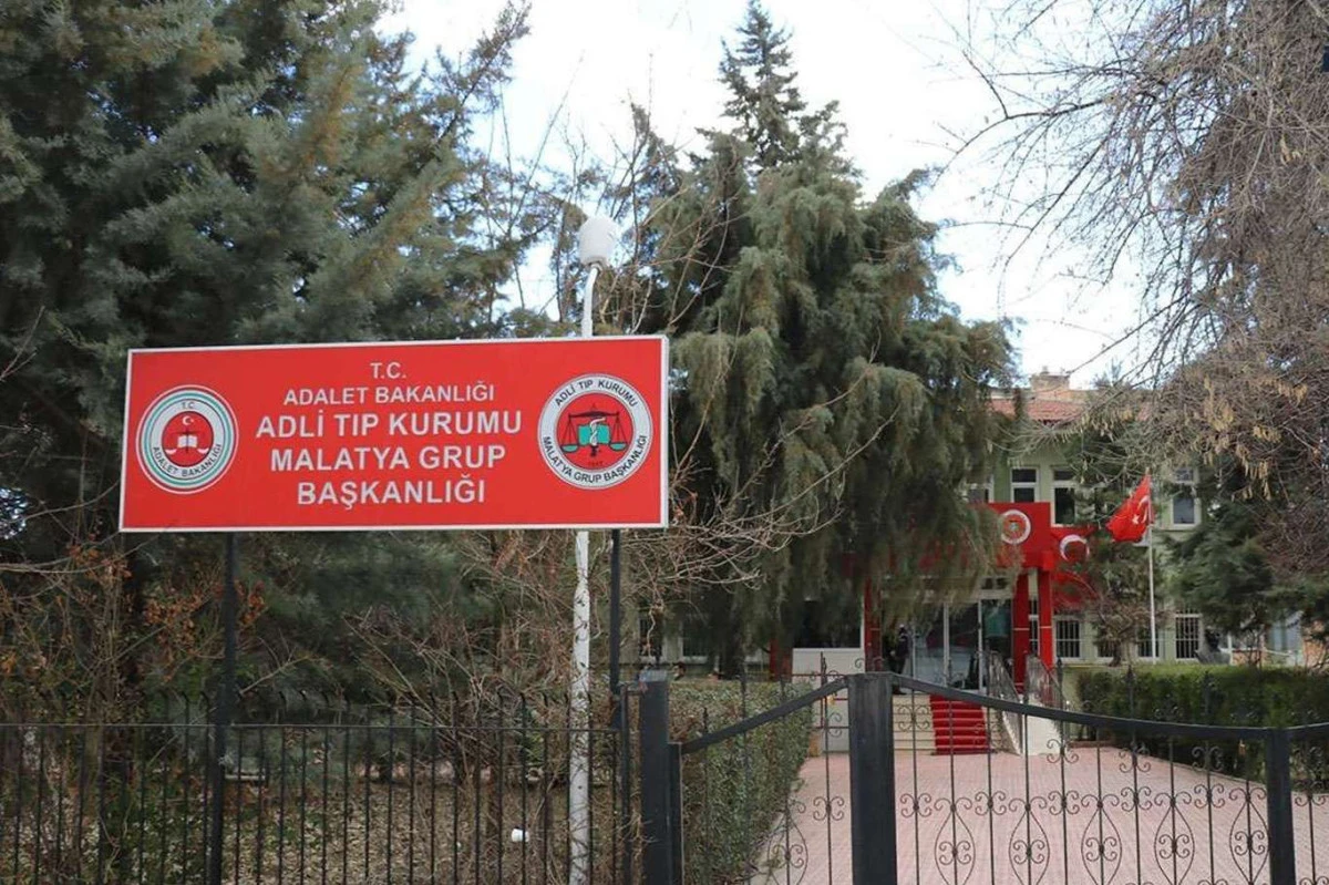 İş&ccedil;i Pres Makinesine Sıkışarak Hayatını Kaybetti