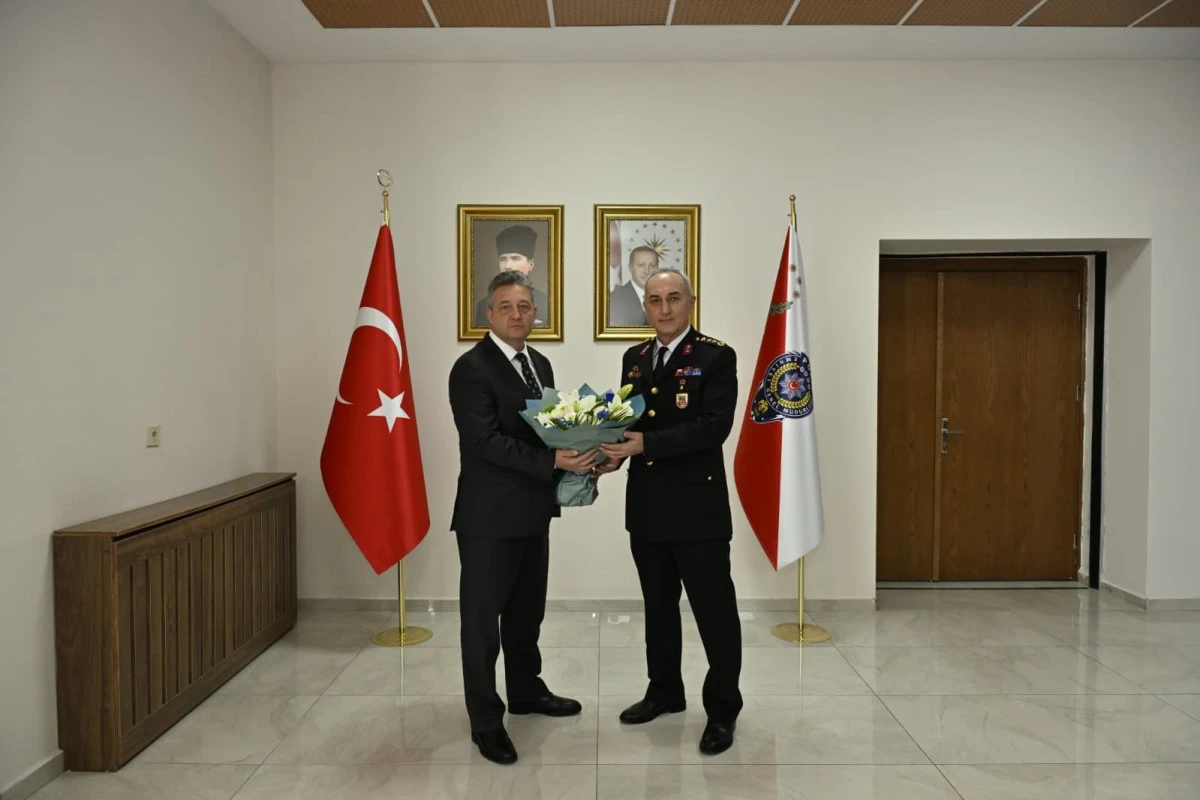 Jandarma&rsquo;dan Emniyet&rsquo;e 181. Yıl Kutlama Ziyareti