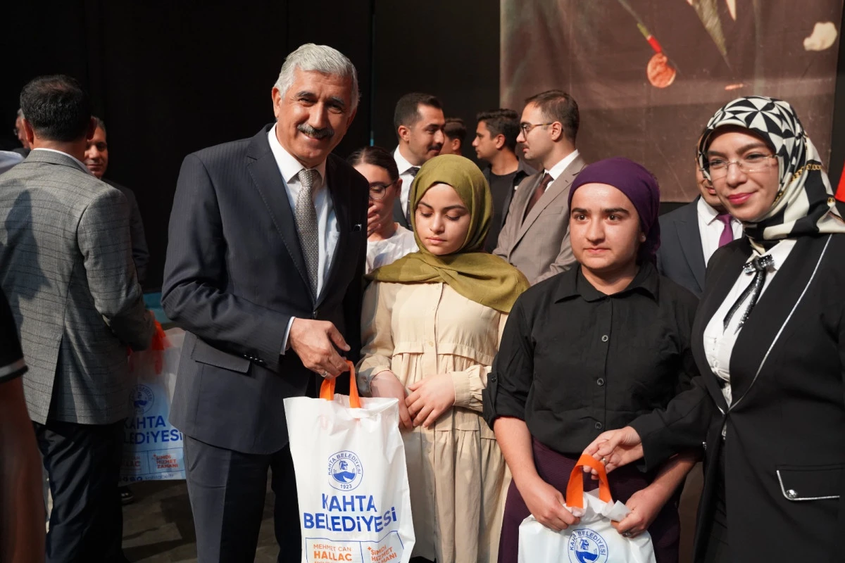 Kahta Belediyesi’nden Diyabet Hastalarına Anlamlı Destek: Farkındalık Semineri ve Diyabet Kitleri Dağıtıldı