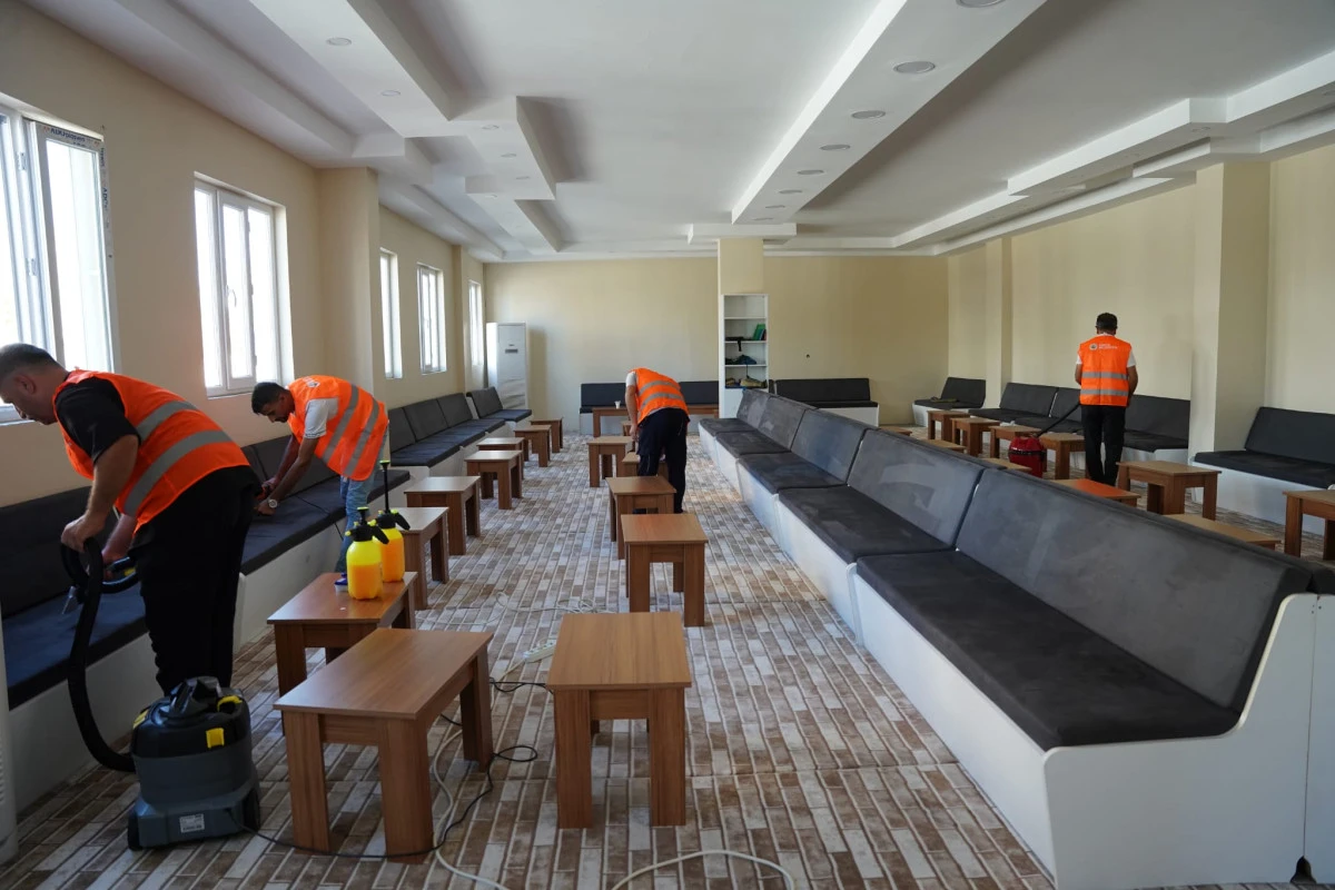 Kahta Belediyesinden Tüm Taziye Evlerinde Kapsamlı Temizlik Çalışması