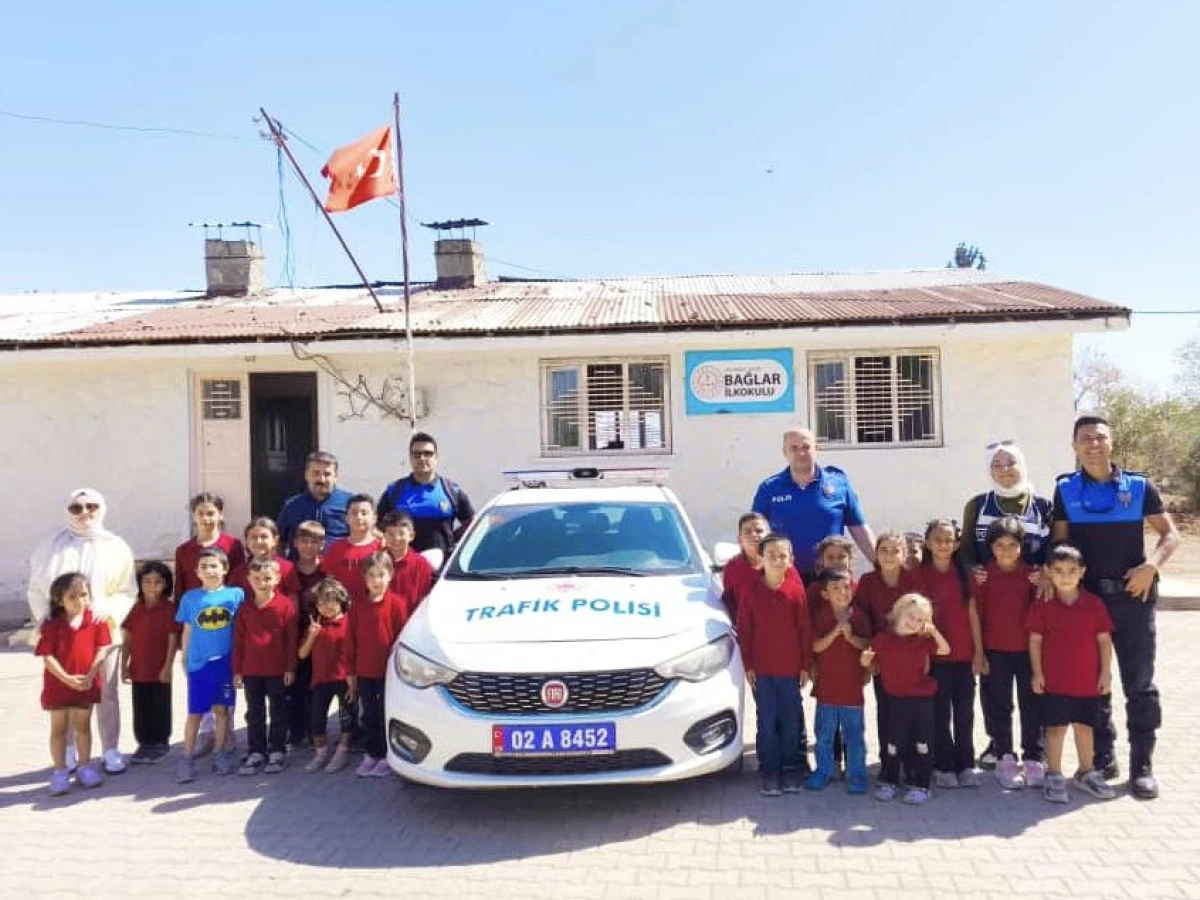 Kahta Emniyeti’nden Öğrencilere Eğitim ve Sosyal Faaliyet Etkinliği