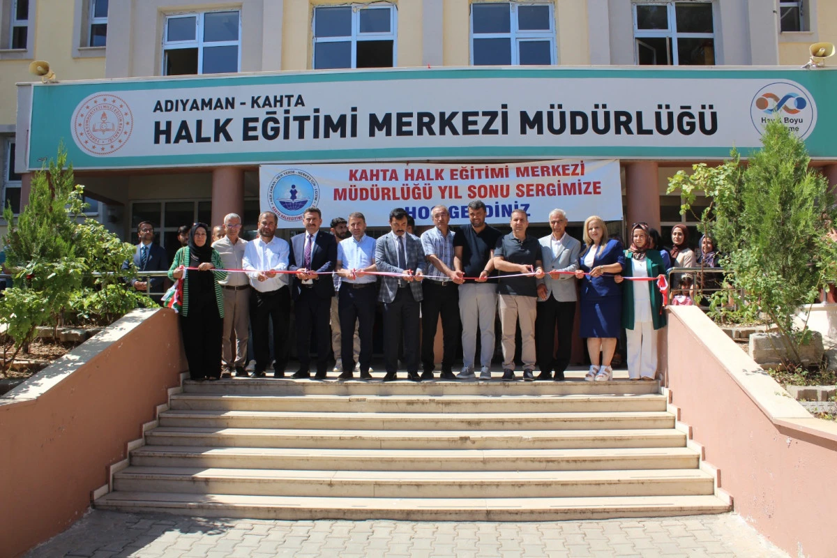 Kahta Halk Eğitim Merkezi’nden El Emeği Göz Nuru Sergi