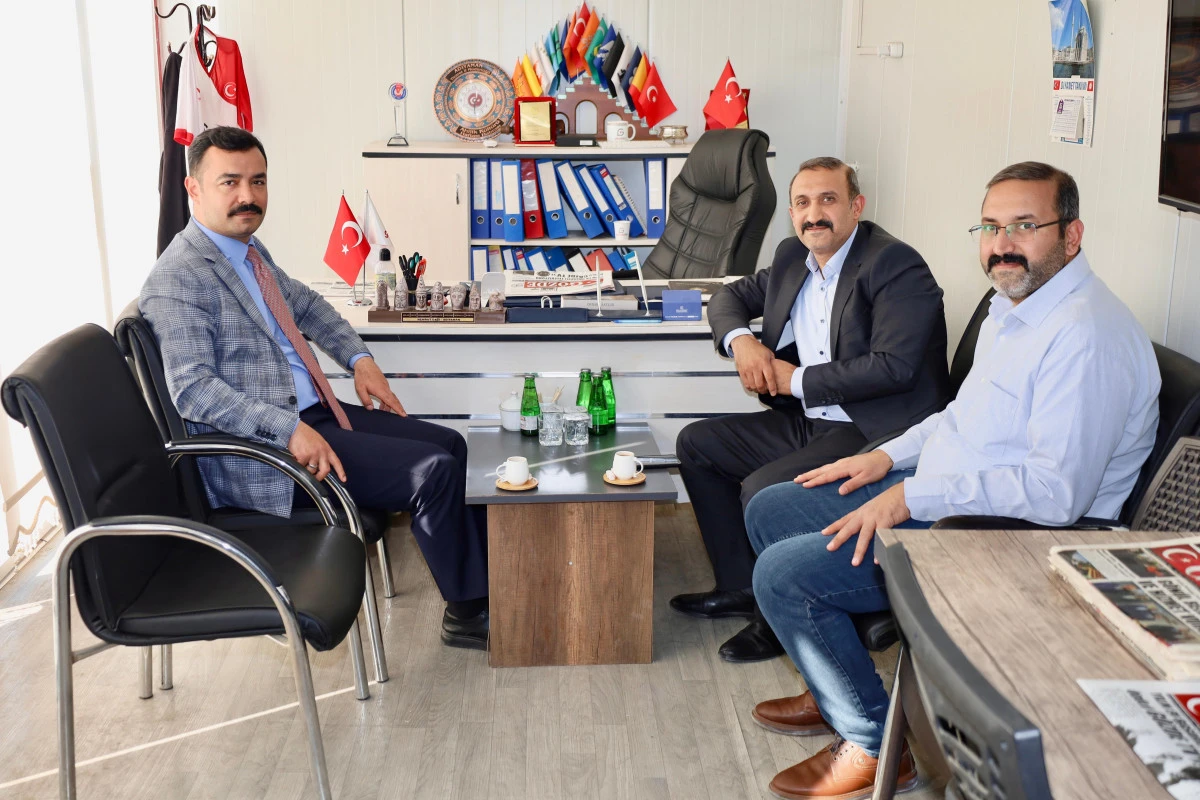 Kahta Kaymakamı Soysal’dan Gözde Medya Grubu’na Ziyaret