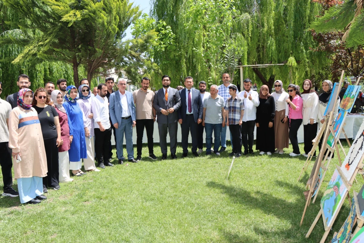 Kahta&rsquo;da Engelliler Haftası&rsquo;na &Ouml;zel Resim Sergisi