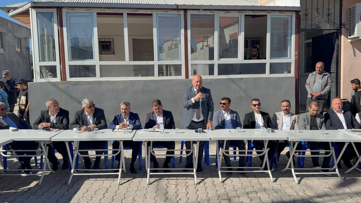 Kahta’da Köseler Köyü’nde Halkla Buluşma ve İstişare Toplantısı Düzenlendi