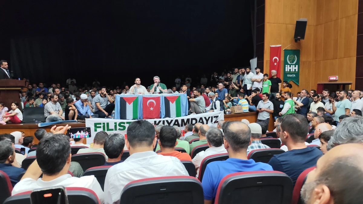 Kahta'daki Gazze Direnişimiz Konferansına Yoğun İlgi   