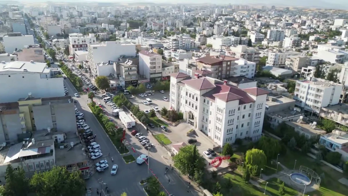 Kahta&rsquo;nın Tarihi Ve K&uuml;lt&uuml;rel Zenginliklerine Vurgu