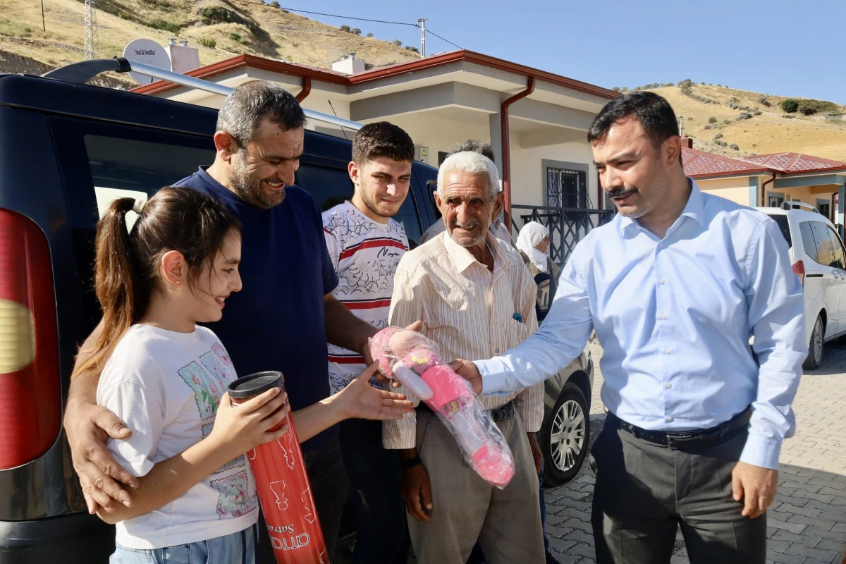 Kaymakam Soysal Deprem Konutlarını İnceledi, Vatandaşların Taleplerini Dinledi