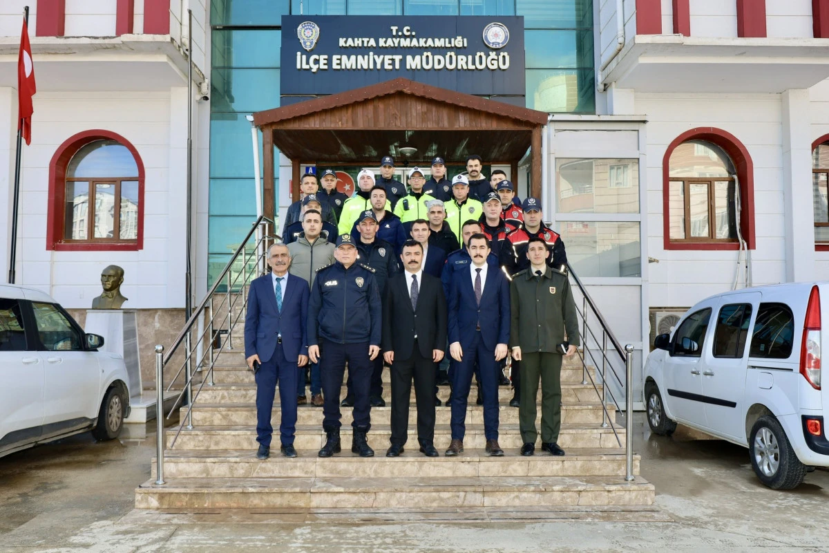 Kaymakamlar ve Protokol G&ouml;rev Başındaki Personeli Ziyaret Etti