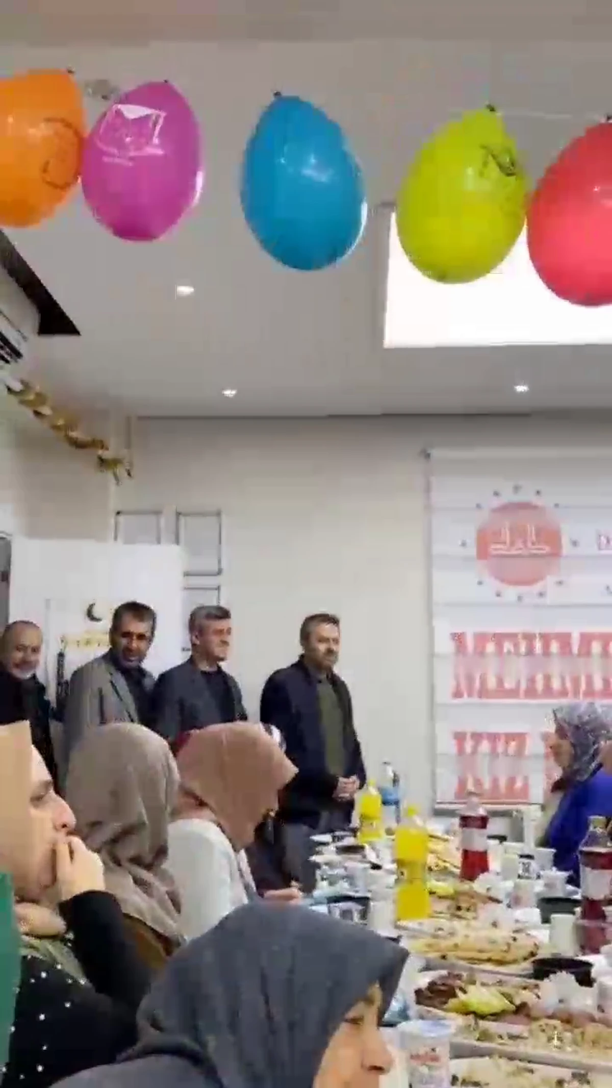 KYK &Ouml;ğrencileri Kur&rsquo;an Kurslarında Manevi İftar Sofrasında