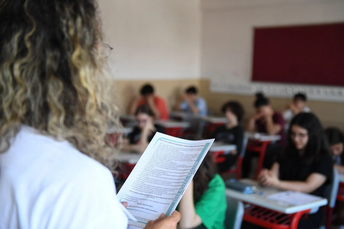 LGS&rsquo;de Sertifikalı Okuyucu Ve Kodlayıcılar G&ouml;rev Yapacak