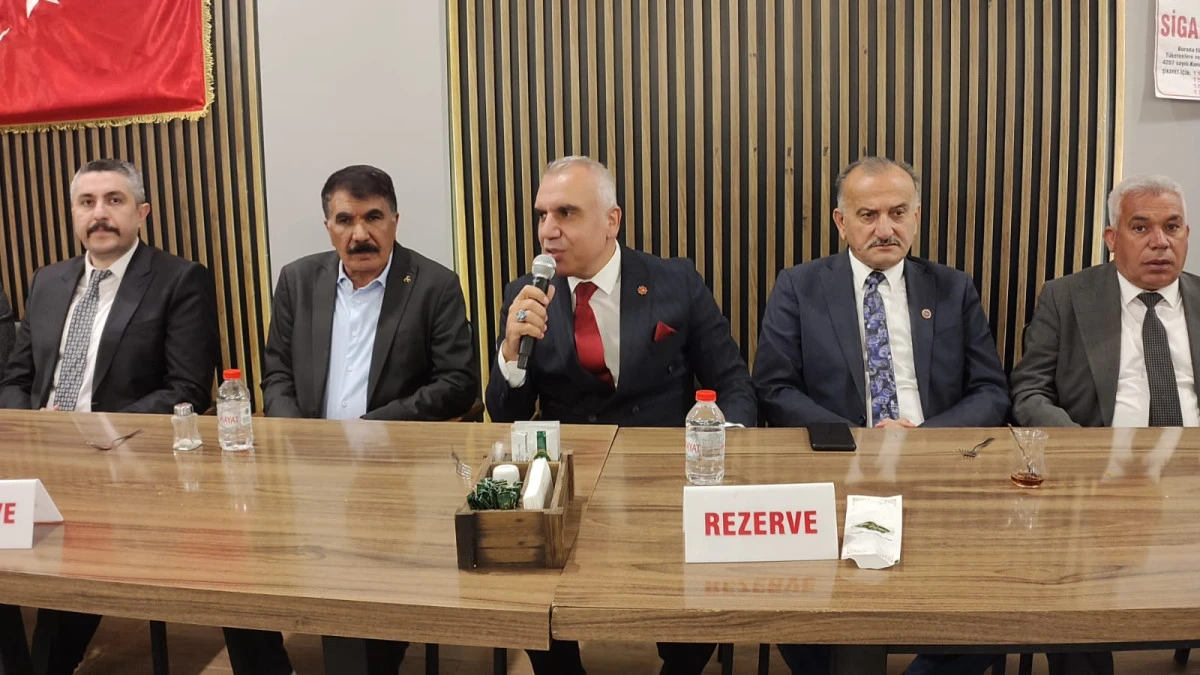 MHP Adıyaman Teşkilatı İftar Yemeğinde Bir Araya Geldi