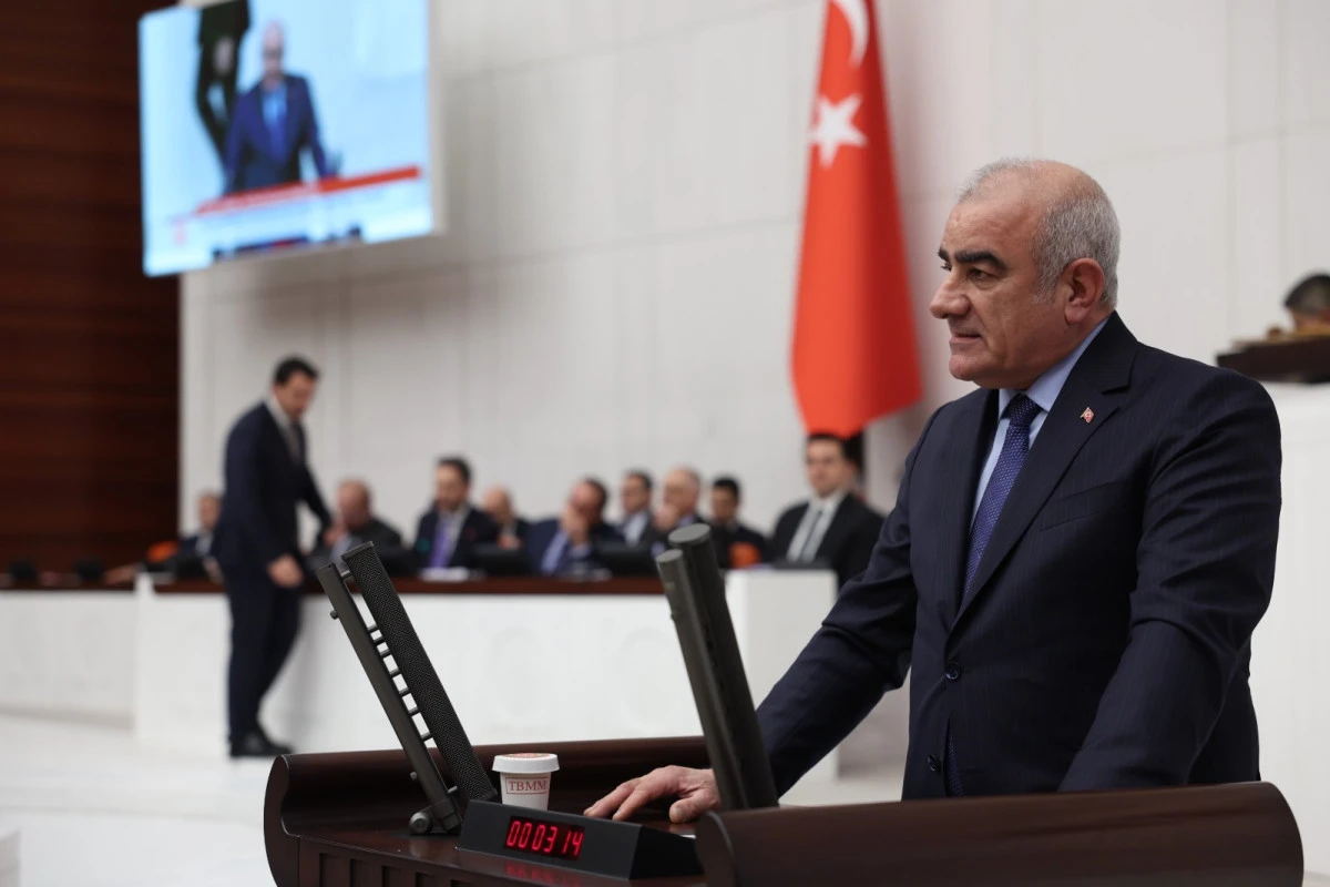 Milletvekili H&uuml;seyin &Ouml;zhan TBMM&rsquo;den Seslendi: "Adıyaman Yeniden Ayağa Kalkışın Onurlu Mimarıdır"