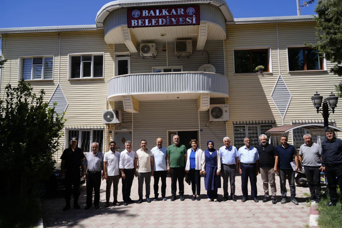 Milletvekili Özhan, “Sorunları Tespit Edip, Çözümleri Yerinde Üretiyoruz” 