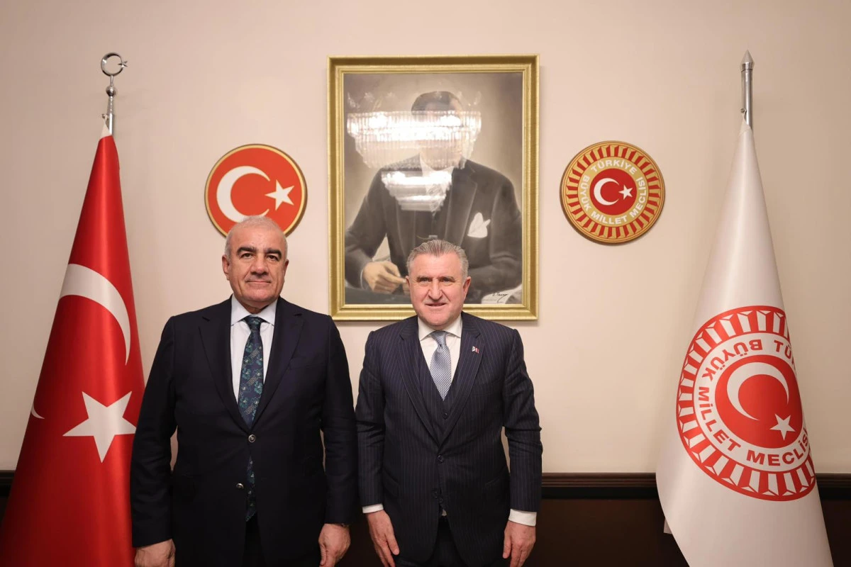 Milletvekili Özhan’dan Gölbaşı’na Yurt ve Olimpik Havuz Talebi