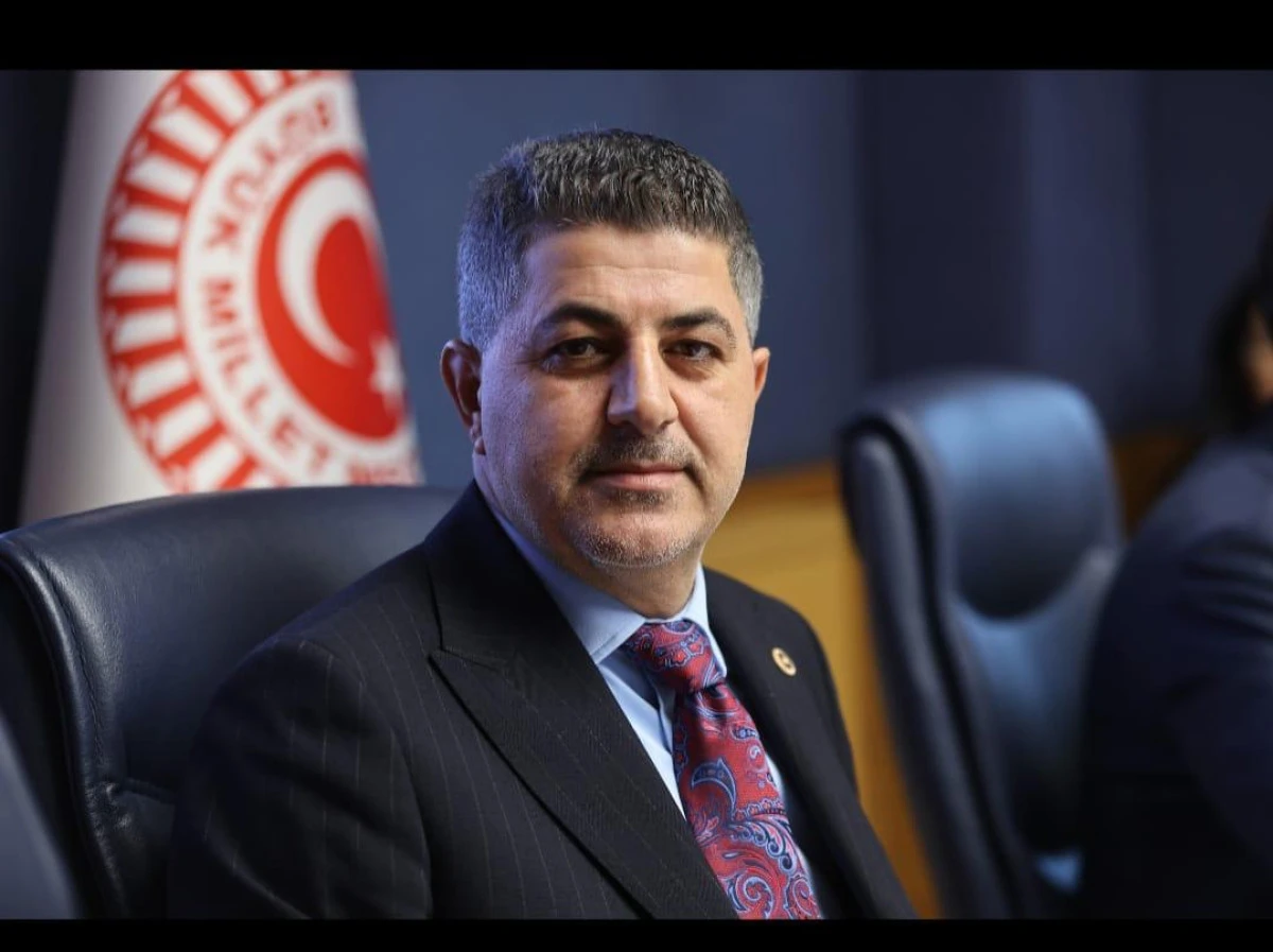 Milletvekili Şan,T&uuml;rk bayrağına y&ouml;nelik ger&ccedil;ekleştirilen saldırıyı lanetledi