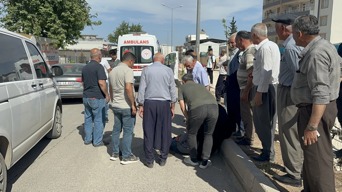 Motosikletin Çarptığı Yaya Yaralandı  