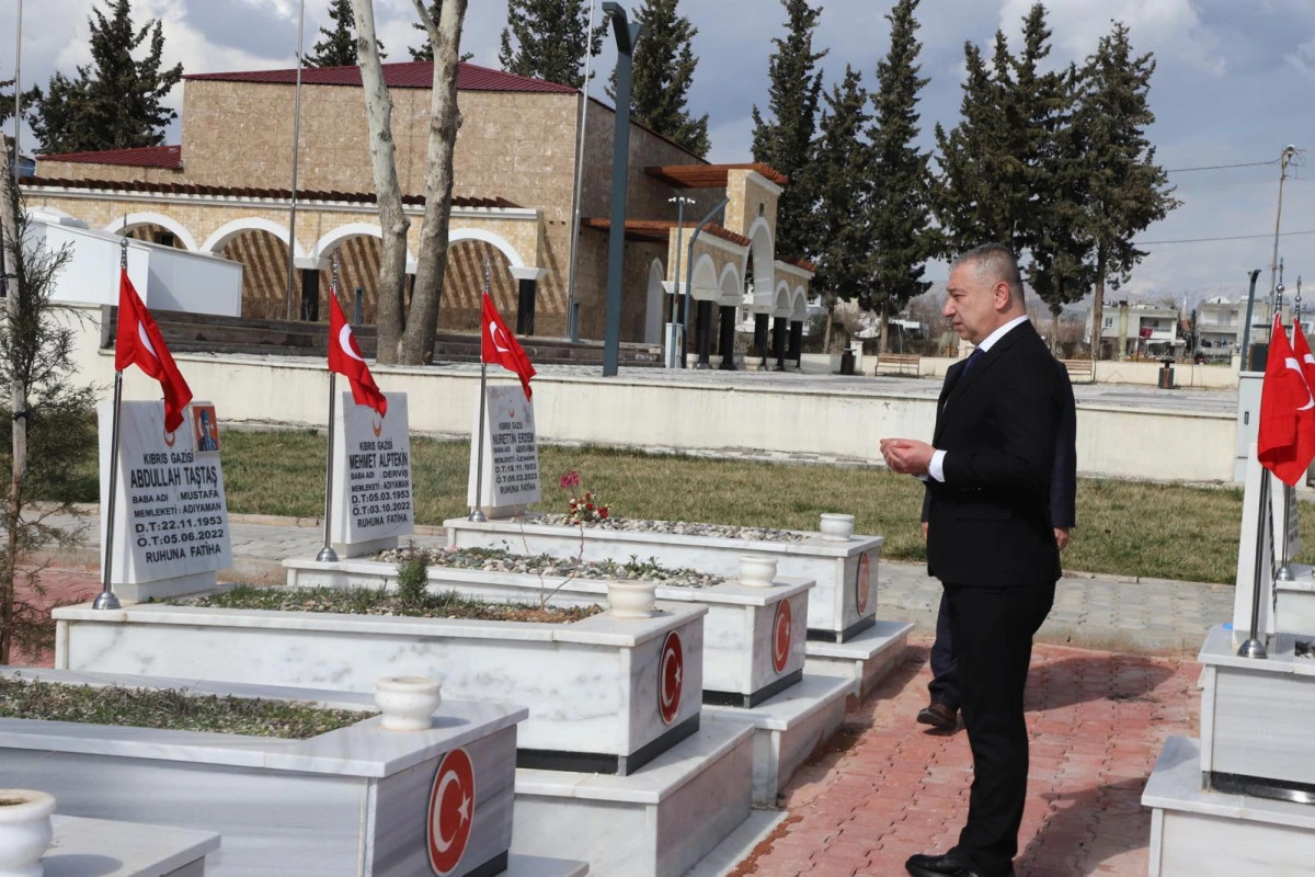 M&uuml;d&uuml;r Mesut Polat&rsquo;tan İlk Ziyaret Şehitliğe
