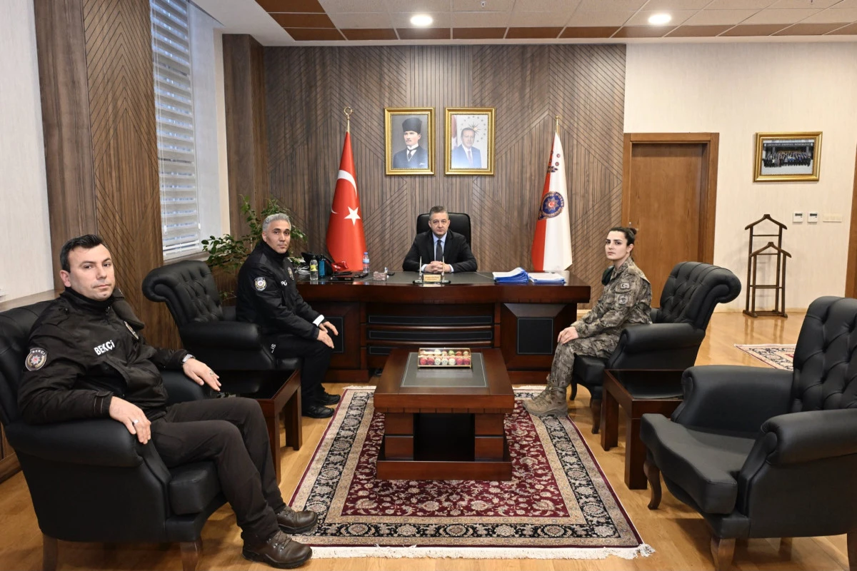 M&uuml;d&uuml;r Nazman Personel G&ouml;r&uuml;şmelerine Devam Ediyor