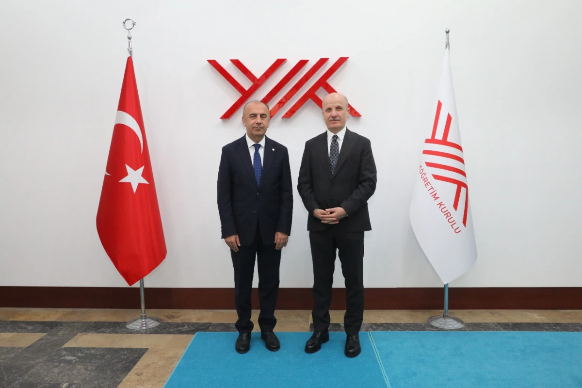 Rekt&ouml;r Keleş&rsquo;ten Y&Ouml;K Başkanı Prof. Dr. &Ouml;zvar&rsquo;a Ziyaret