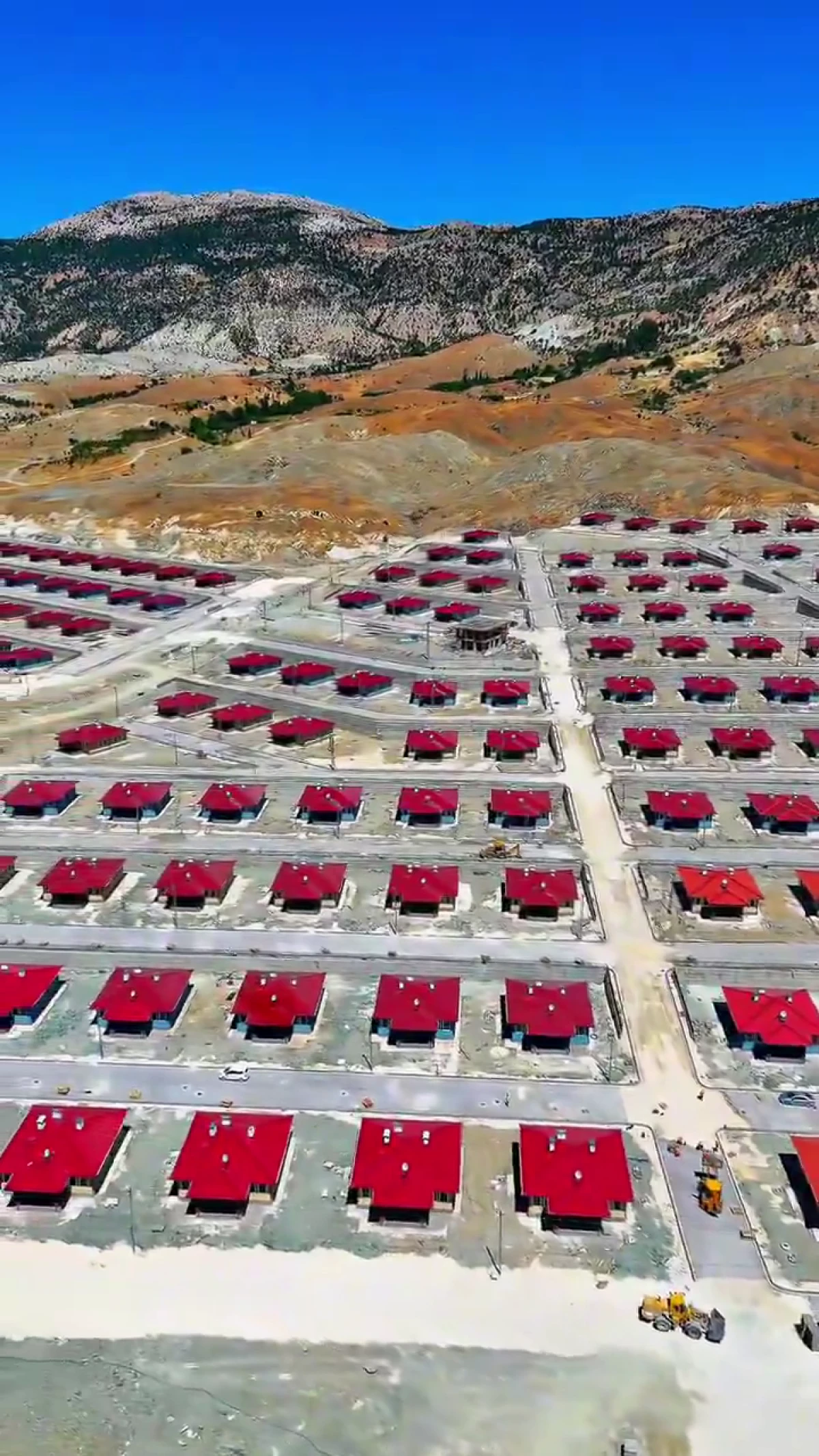 Savran K&ouml;y&uuml;&rsquo;nde Deprem Konutları Hak Sahiplerine Teslim Edildi