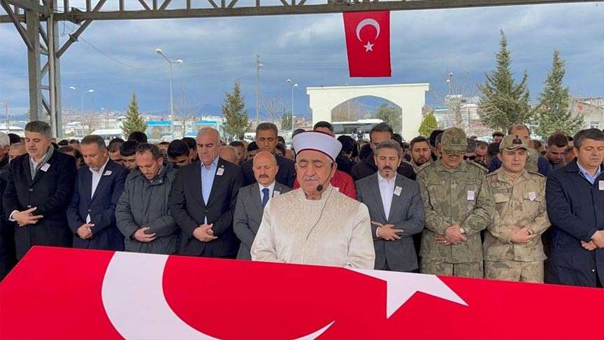 Şehit Akıncı gözyaşları arasında Adıyaman Şehitliği’ne defnedildi