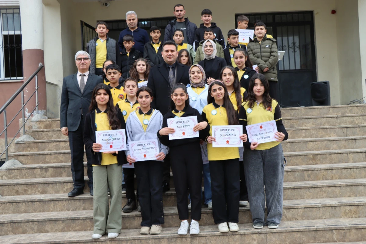 Şehit Medet Mat Ortaokulu&rsquo;nda Akran Arabuluculuk Odası Hizmete A&ccedil;ıldı