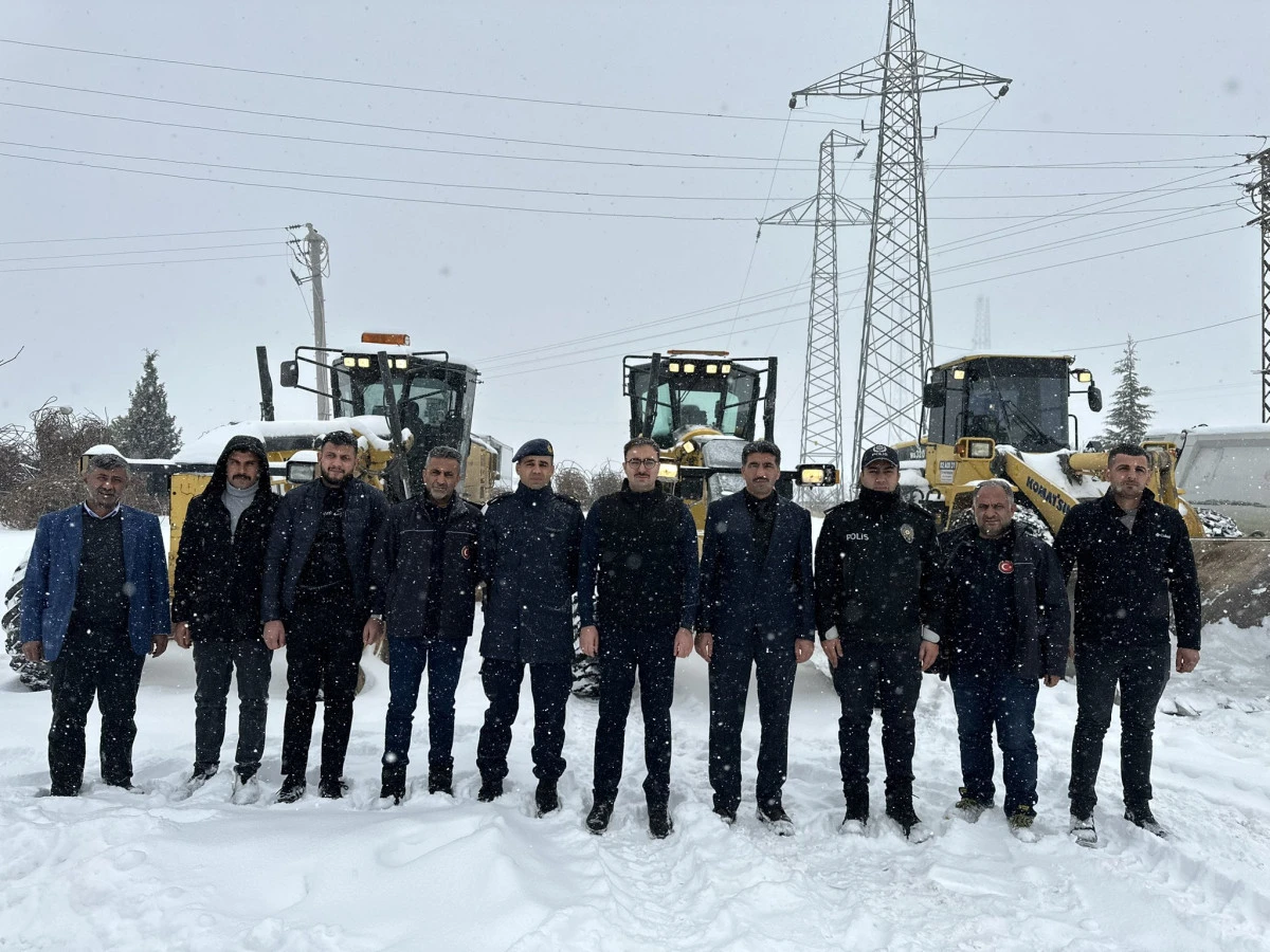 Sincik&rsquo;te Yoğun Kar Yağışı Nedeniyle Koordinasyon Merkezi Kuruldu