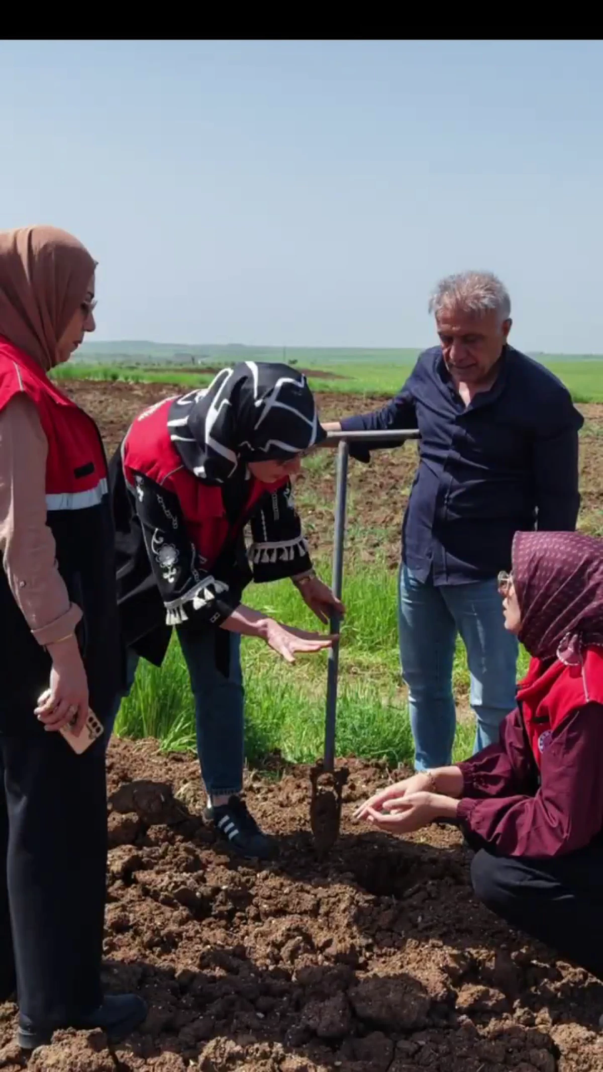 Tarım Arazilerinde Et&uuml;t &Ccedil;alışmaları Ger&ccedil;ekleştirildi