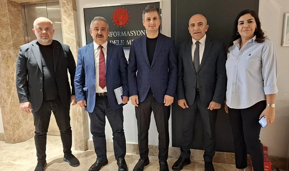  TÜBAF'tan Dezenformasyonla Mücadele Merkezi'ne Ziyaret