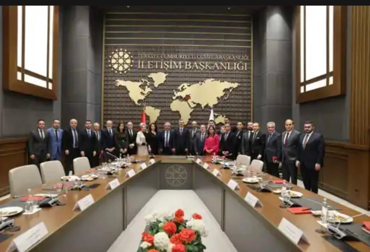 Türkiye Basın Federasyonu, Medyanın Sorunlarını Burhanettin Duran’a Aktardı