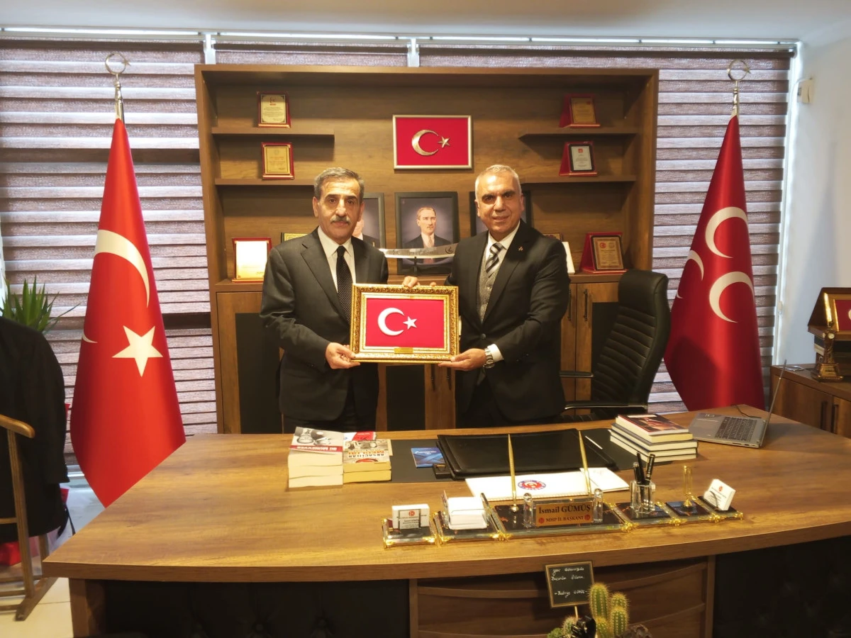 T&uuml;rkiye Kamu-Sen&rsquo;den MHP Adıyaman İl Başkanı İsmail G&uuml;m&uuml;ş&rsquo;e Ziyaret