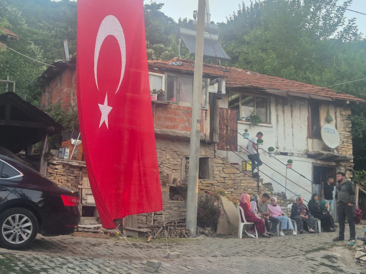 Türkiye’ye Şehit Ateşi Düştü