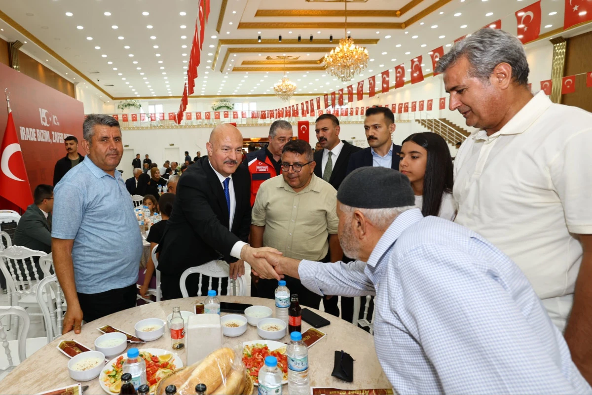 Vali K&uuml;&ccedil;&uuml;k, Şehit Aileleri ve Gazilerle G&ouml;n&uuml;l Sofrasında Buluştu
