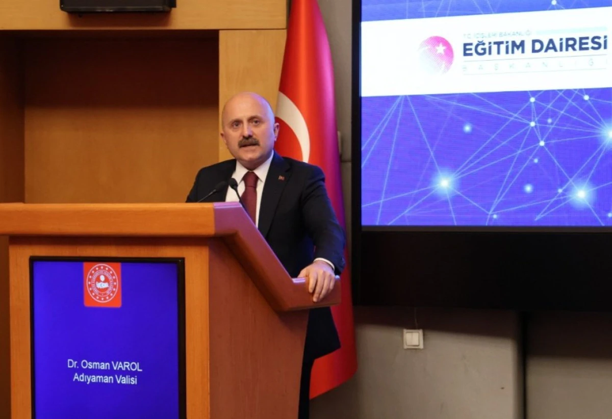 Vali Varol, Afet Eğitimi Seminerinde Deneyimlerini Paylaştı