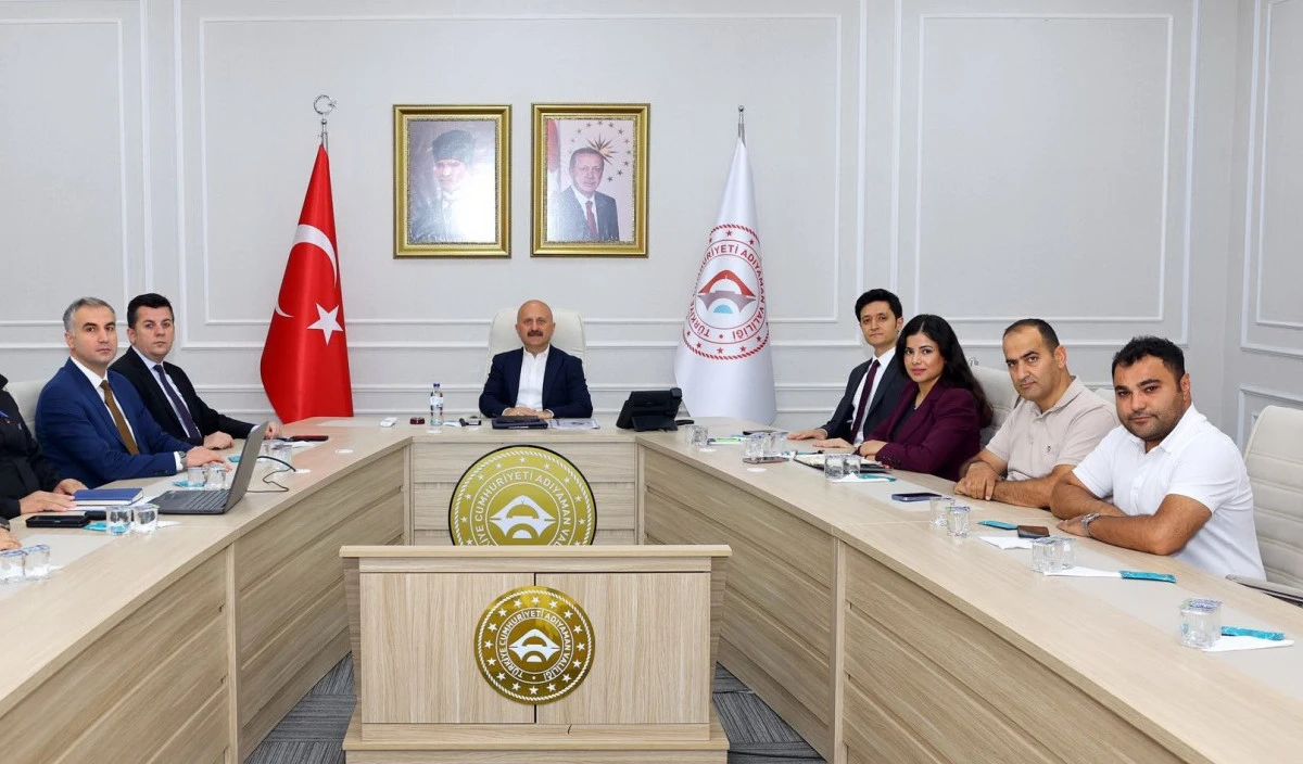 Vali Yardımcıları Değerlendirme Toplantısı Gerçekleştirildi   