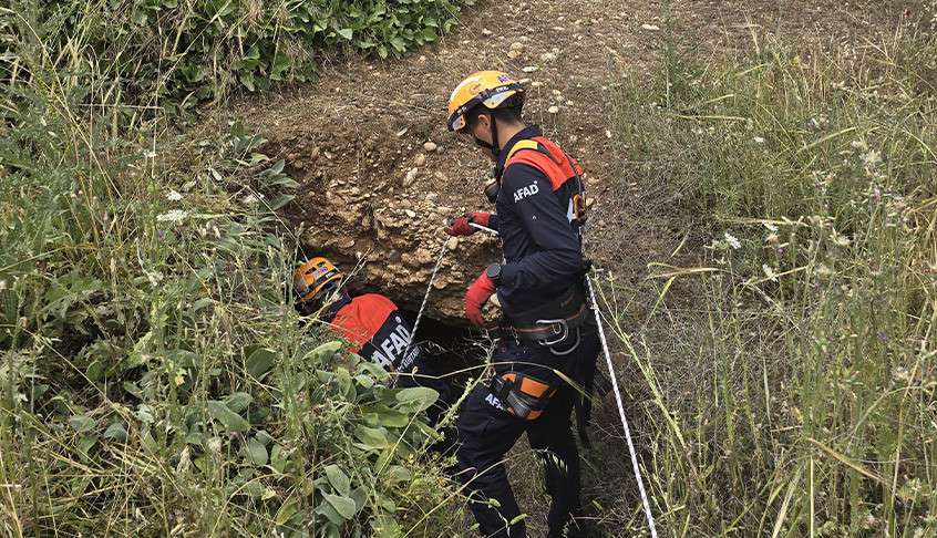 Yer Altı Mağarasında Kurtarma Operasyonu