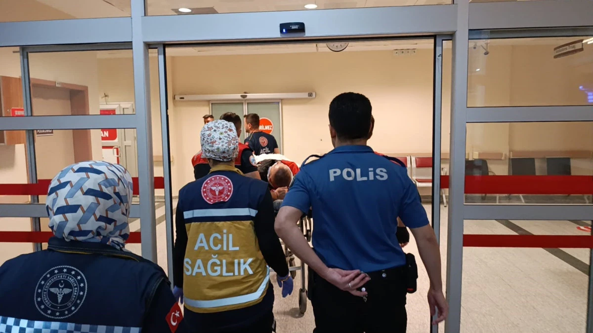 Yunus Polisleri Kaza Yaptı: 2 Yaralı   
